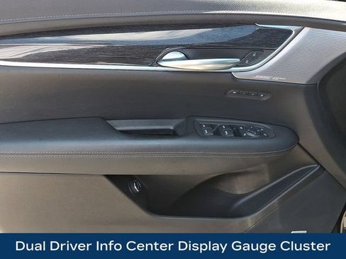 Used 2022 Cadillac XT5 Premium Luxury AWD/4WD image 23