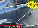 Used 2009 Chrysler Town & Country Touring image 6