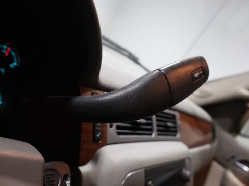 Used 2008 GMC Sierra 1500 SLT w/ SLT Preferred Package image 32