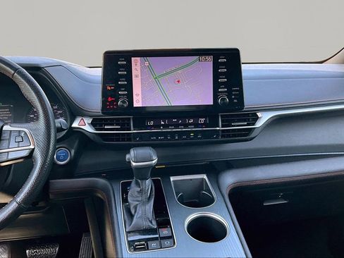 Used 2021 Toyota Sienna XSE w/ XSE Plus Package FWD image 10