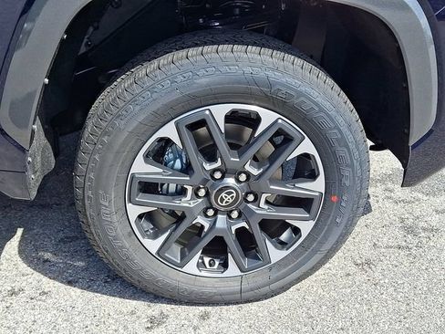 New 2026 Toyota Tundra Limited AWD/4WD image 5