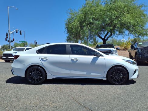 Used 2023 Kia Forte GT w/ GT2 Package FWD image 4