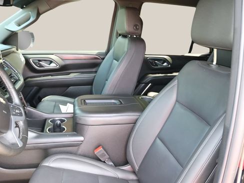 Used 2024 Chevrolet Tahoe LT w/ Luxury Package RWD image 12