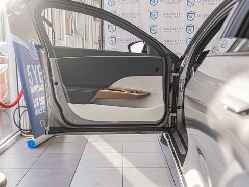 Used 2024 Lucid Air Touring image 30