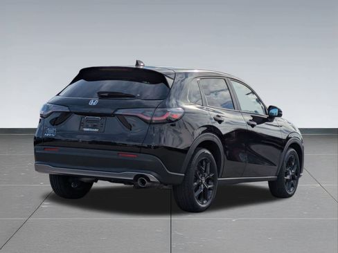 Certified 2023 Honda HR-V Sport image 6