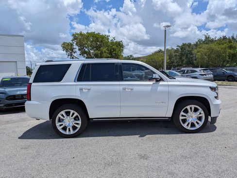 Used 2017 Chevrolet Tahoe Premier RWD image 3