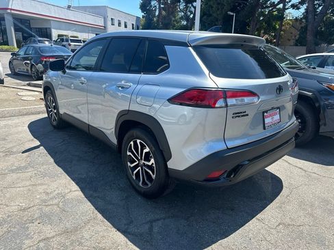 Certified 2025 Toyota Corolla Cross AWD Hybrid image 3