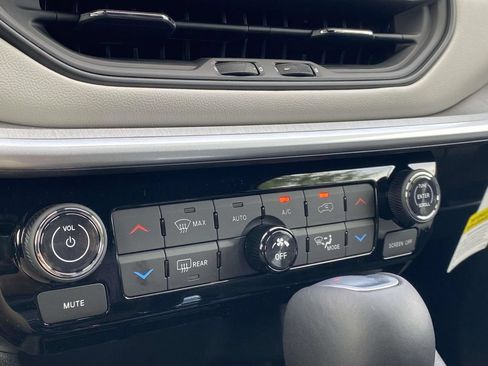 New 2026 Jeep Compass Limited AWD/4WD image 22