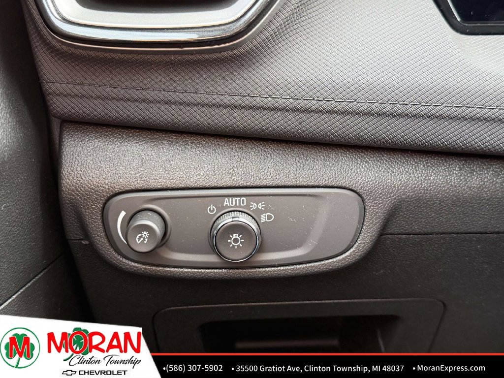 Used 2025 Chevrolet TrailBlazer LT AWD/4WD image 26