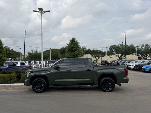 Used 2022 Toyota Tundra SR5 image 4