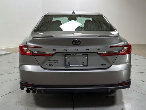 New 2026 Toyota Camry SE image 4