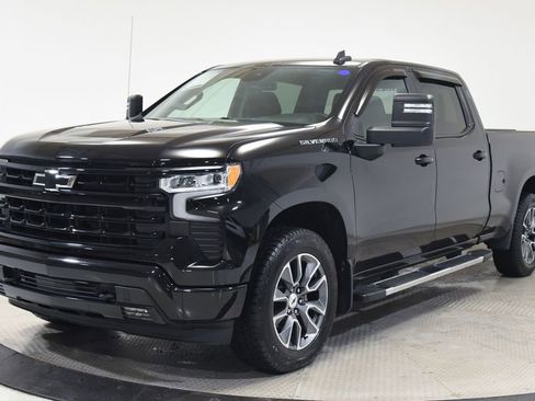 Used 2023 Chevrolet Silverado 1500 RST w/ Max Trailering Package AWD/4WD image 9