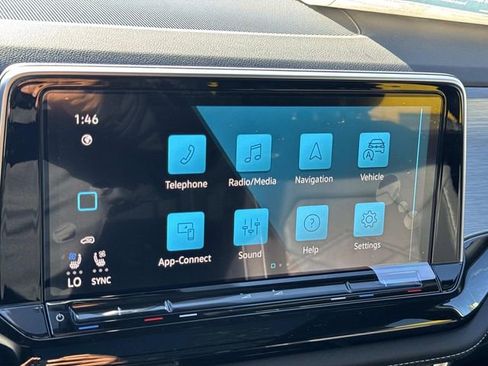 New 2026 Volkswagen Atlas Cross Sport SE image 21