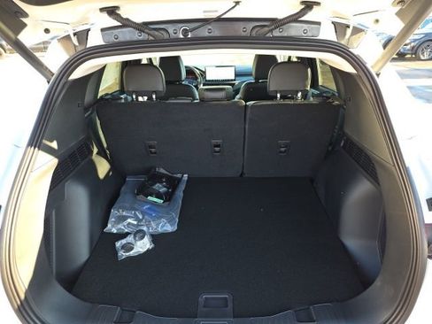 New 2026 Ford Escape SE w/ Class II Trailer Tow Package FWD image 13