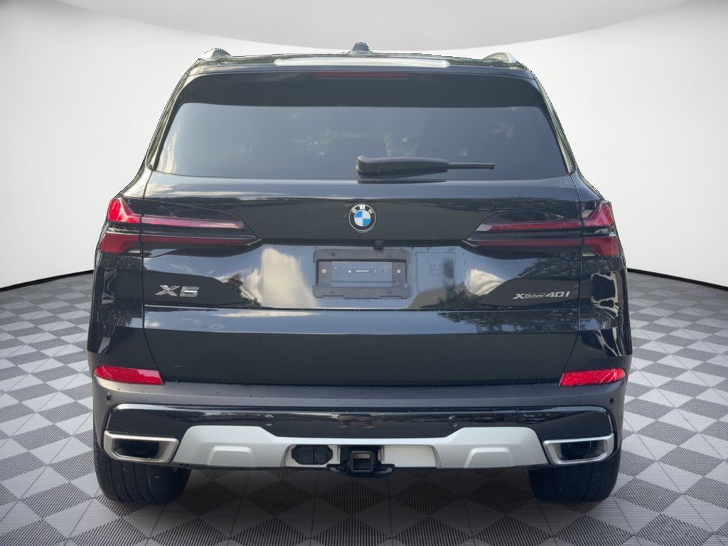 Used 2025 BMW X5 xDrive40i w/ Premium Package AWD/4WD image 11