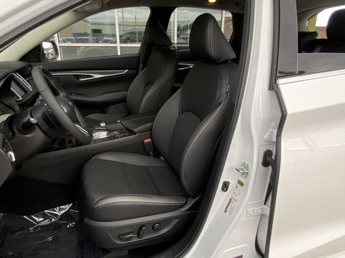Used 2024 INFINITI QX50 Luxe image 13