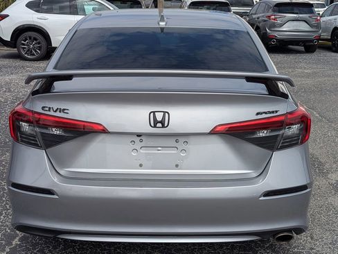 Used 2022 Honda Civic Sport image 4