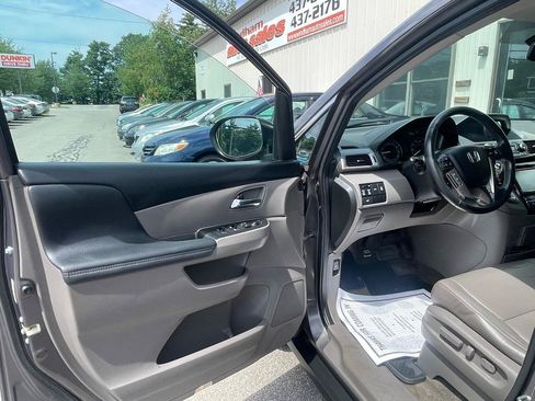 Used 2016 Honda Odyssey EX-L image 11