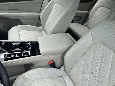 New 2026 Volkswagen Atlas SEL Premium R-Line image 21