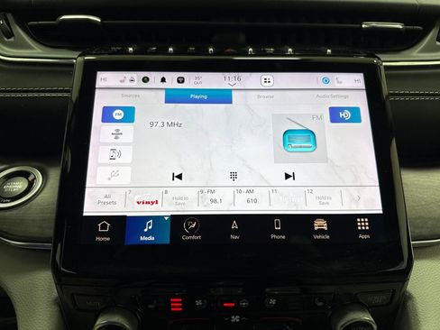 Used 2022 Jeep Grand Cherokee Overland w/ Luxury Tech Group IV image 30