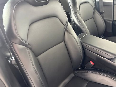 Used 2025 Tesla Model 3 Long Range RWD image 22