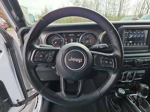 Used 2018 Jeep Wrangler Unlimited Sport S image 18