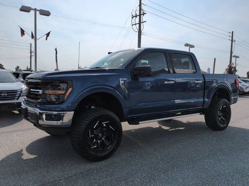 Used 2025 Ford F150 XLT w/ Equipment Group 301A Standard AWD/4WD image 8