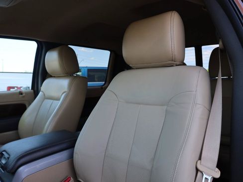 Used 2012 Ford F150 Lariat w/ Lariat Chrome Pkg RWD image 5
