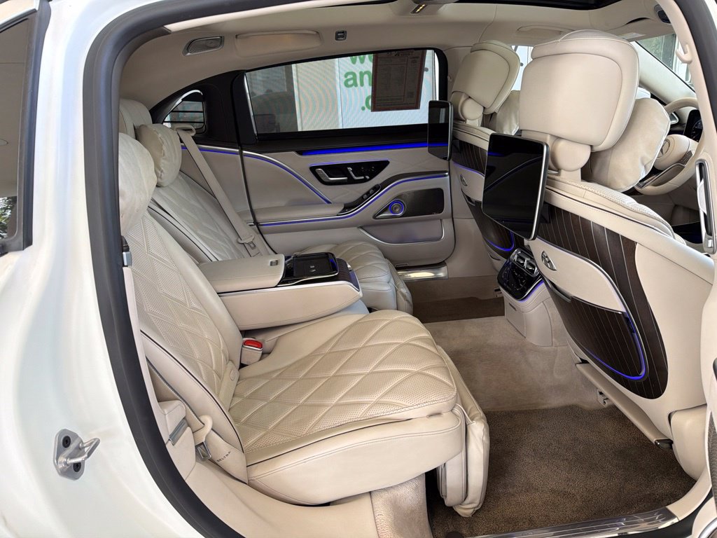 Used 2022 Mercedes-Benz Maybach S 580 4MATIC image 32