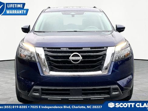 Used 2024 Nissan Pathfinder SV w/ Cargo Package image 2