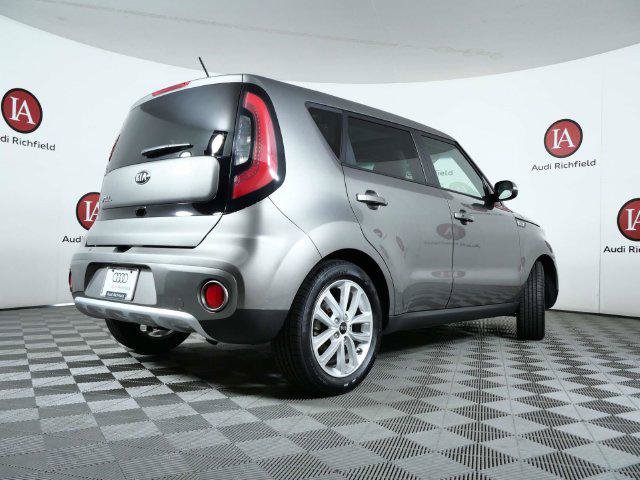 Used 2017 Kia Soul + w/ Primo Package FWD image 8