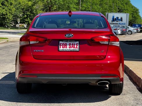 Used 2017 Kia Forte S FWD image 6