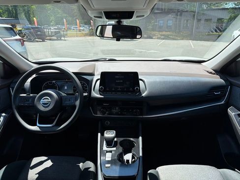 Used 2021 Nissan Rogue S FWD image 8