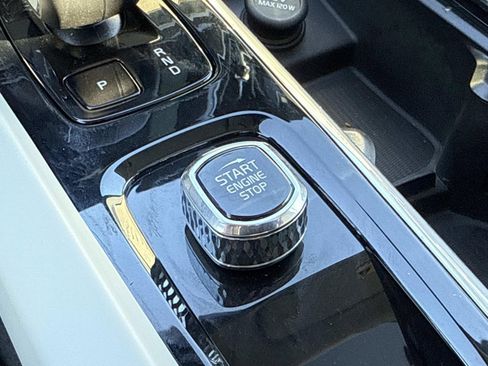 Used 2024 Volvo S60 B5 Ultimate w/ Climate Package image 20