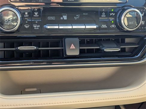 Certified 2022 Toyota Highlander Limited image 20