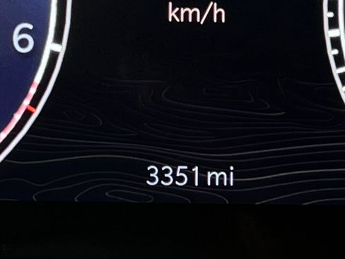 Used 2025 Jeep Grand Cherokee Altitude image 16