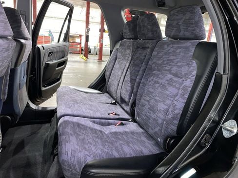 Used 2003 Honda CR-V LX image 12