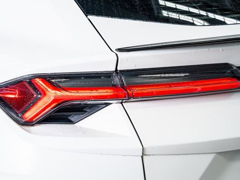 Used 2024 Lamborghini Urus Performante image 24