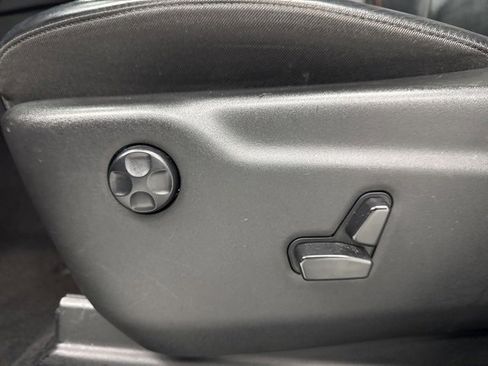 Used 2023 Dodge Durango GT image 10