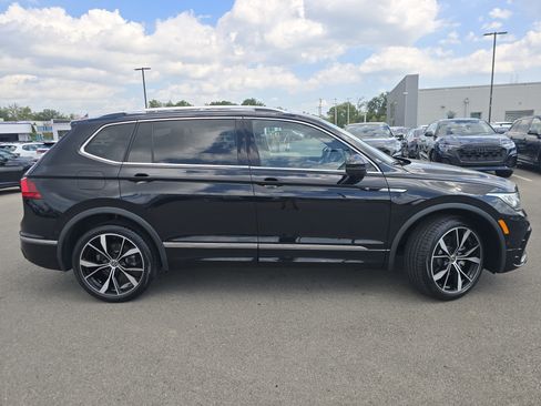 Certified 2024 Volkswagen Tiguan SEL R-Line AWD/4WD image 8