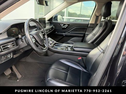 Used 2020 Lincoln Aviator AWD w/ Class IV Trailer Tow Package image 3