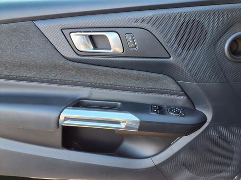 Used 2024 Ford Mustang Coupe image 22