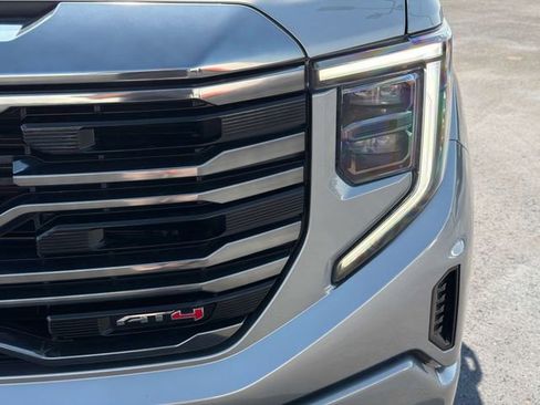 Used 2024 GMC Sierra 1500 AT4 w/ Technology Package image 9