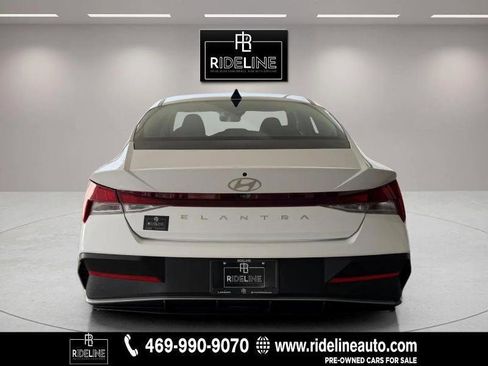 Used 2024 Hyundai Elantra SEL image 6