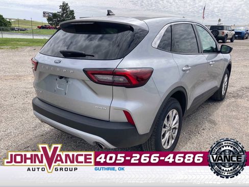 Used 2024 Ford Escape Active AWD/4WD image 7