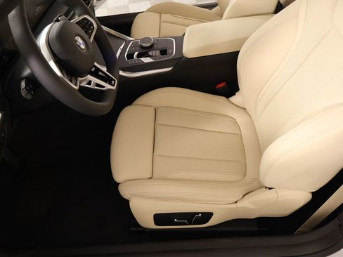 New 2026 BMW 230i xDrive Coupe AWD/4WD image 11