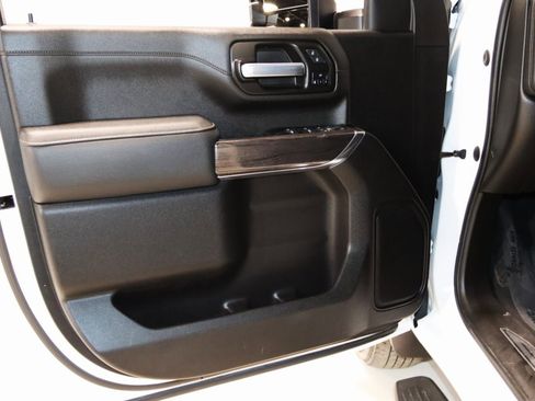 Used 2022 Chevrolet Silverado 3500 LTZ w/ LTZ Plus Package image 37