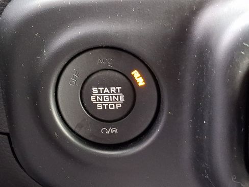 Certified 2022 Jeep Wrangler Unlimited Sahara w/ Cold Weather Group image 23