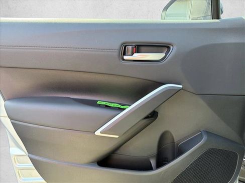 Used 2026 Toyota Corolla Cross XLE w/ Convenience Package image 10