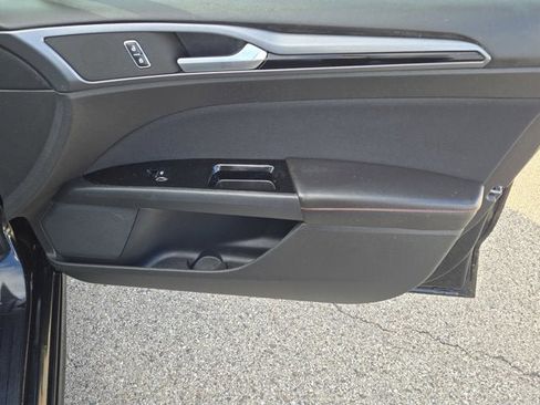 Used 2013 Ford Fusion SE image 5